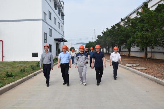 桂林市委統戰部考察組赴平桂區開展新材料技術推廣服務專題調研